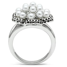 Cargar imagen en el visor de la galería, 3W232 - Rhodium Brass Ring with Synthetic Pearl in White