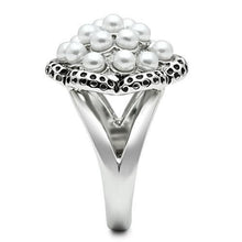 Cargar imagen en el visor de la galería, 3W232 - Rhodium Brass Ring with Synthetic Pearl in White