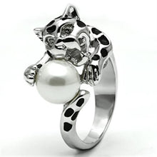 Load image into Gallery viewer, 3W297 - Rhodium Brass Ring with Synthetic Pearl in White